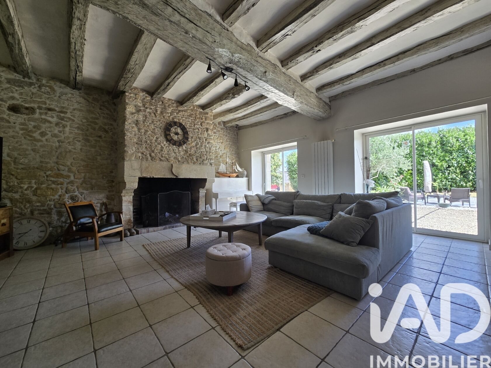 Maison à vendre, 208m², Saint-Varent