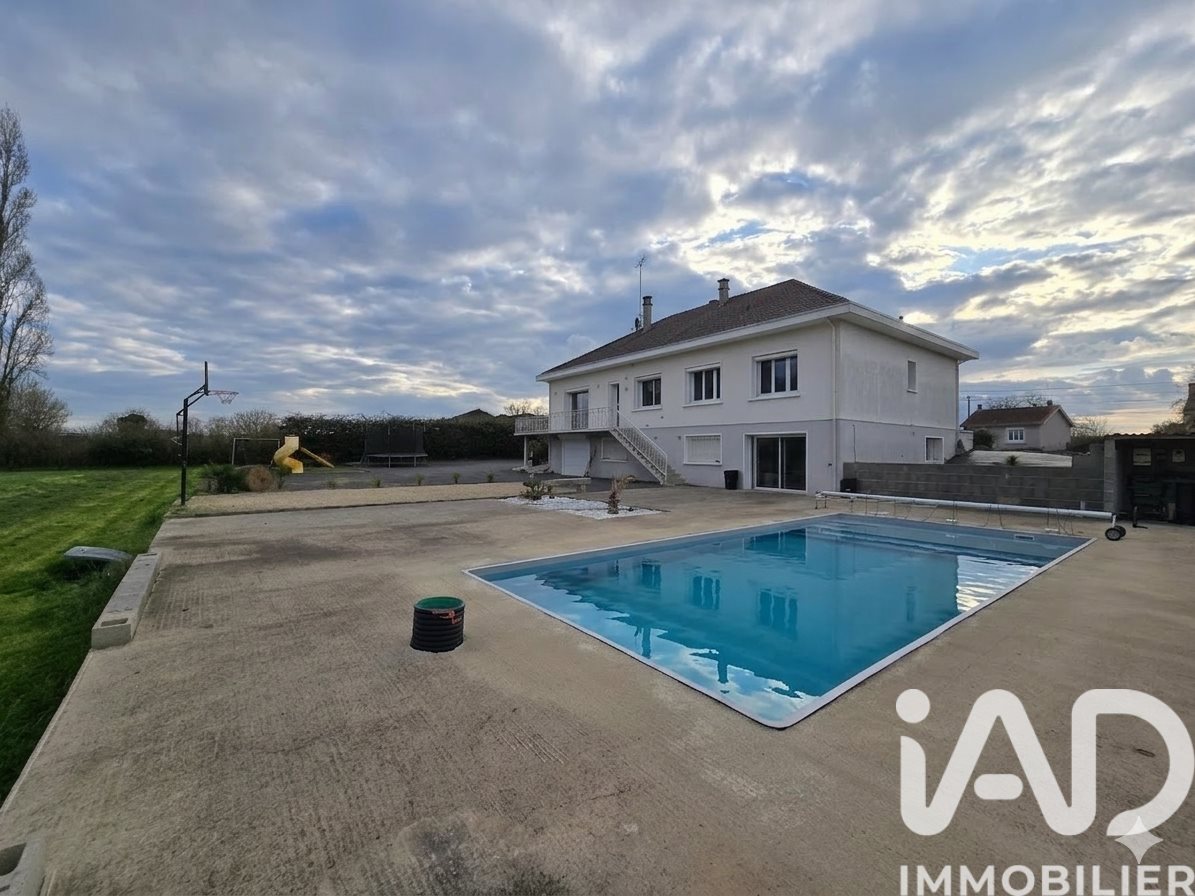 Maison à vendre, 222m², Sainte-Verge