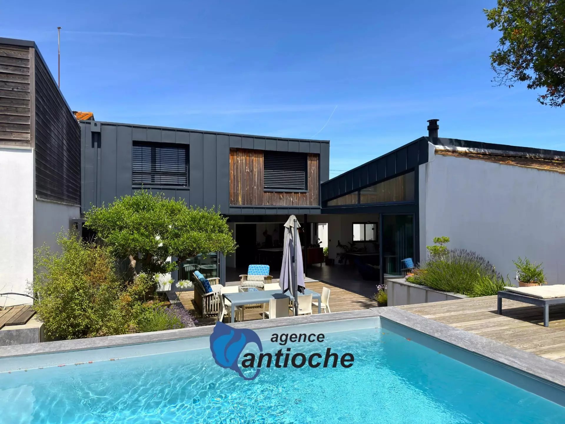 Maison à vendre, 236m², La Rochelle