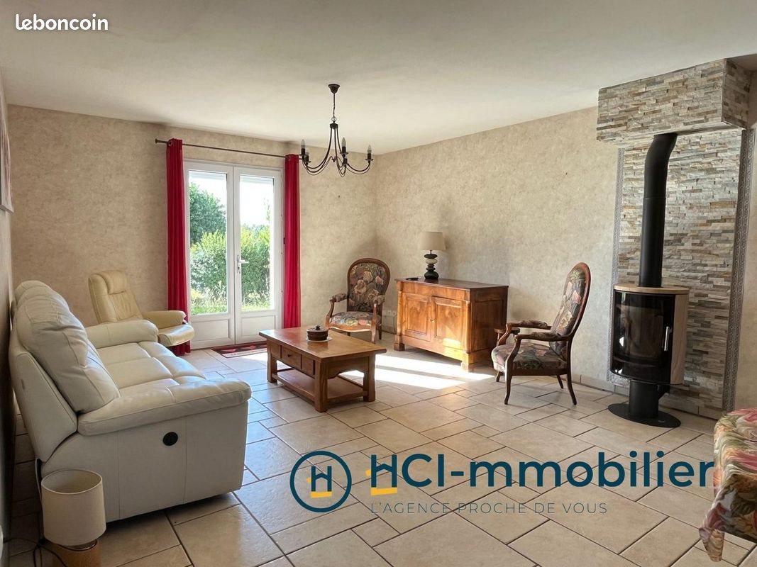Maison à vendre, 101m², Saint-Désert