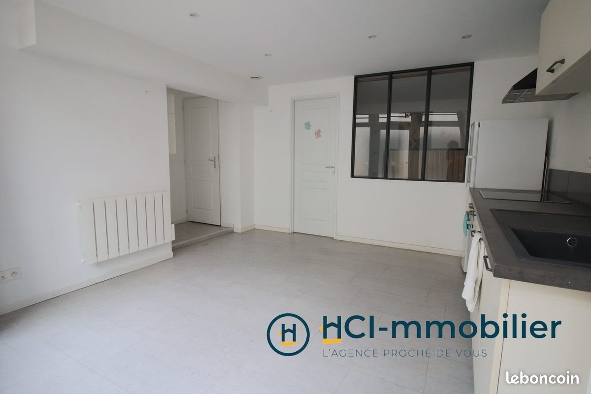 Appartement à louer, 28m², Buxy
