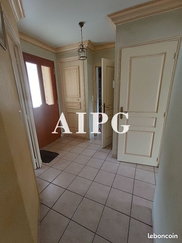 Maison à vendre, 115m², Saint-Nicolas-du-Pélem