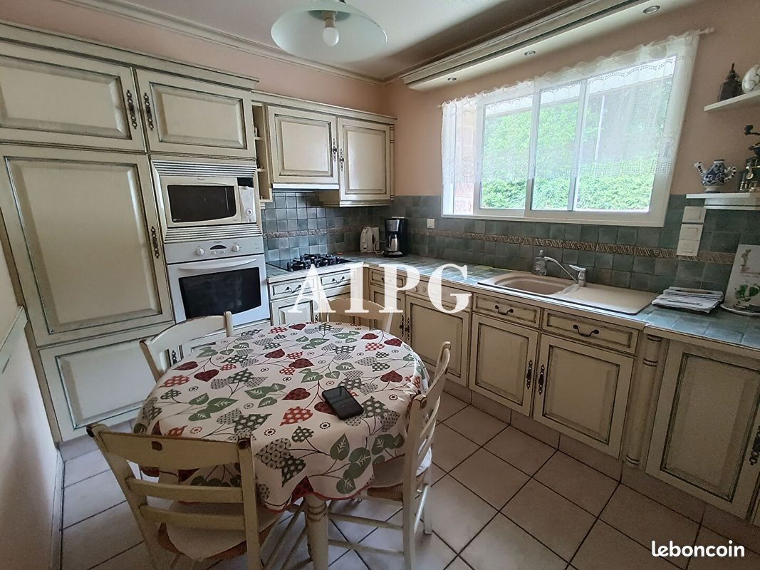 Maison à vendre, 115m², Saint-Nicolas-du-Pélem