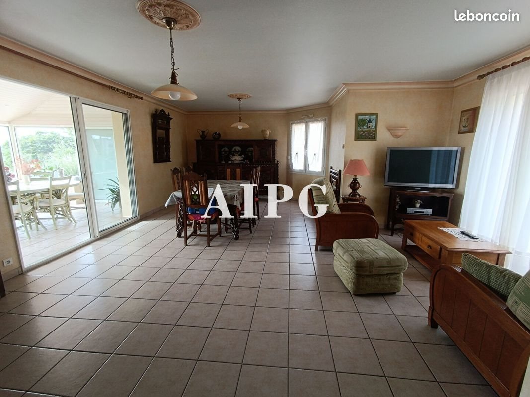 Maison à vendre, 115m², Saint-Nicolas-du-Pélem