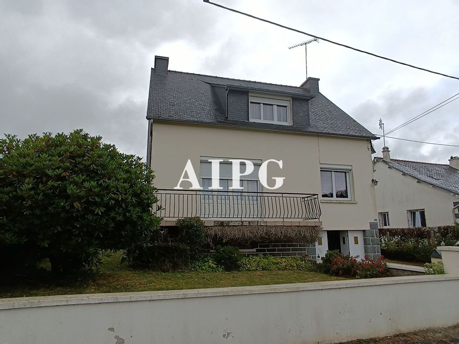 Maison à vendre, 94m², Rostrenen