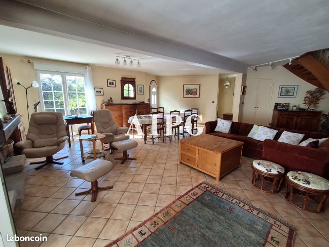 Maison à vendre, 142m², Plérin