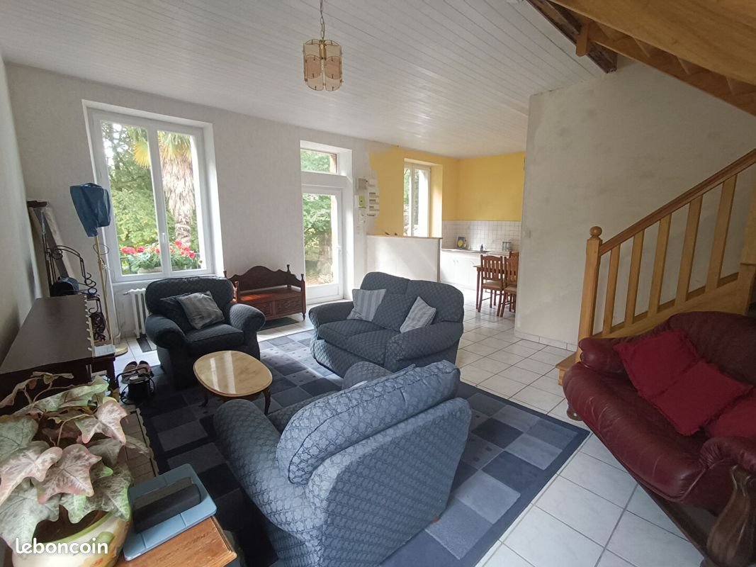 Maison à vendre, 80m², Rostrenen
