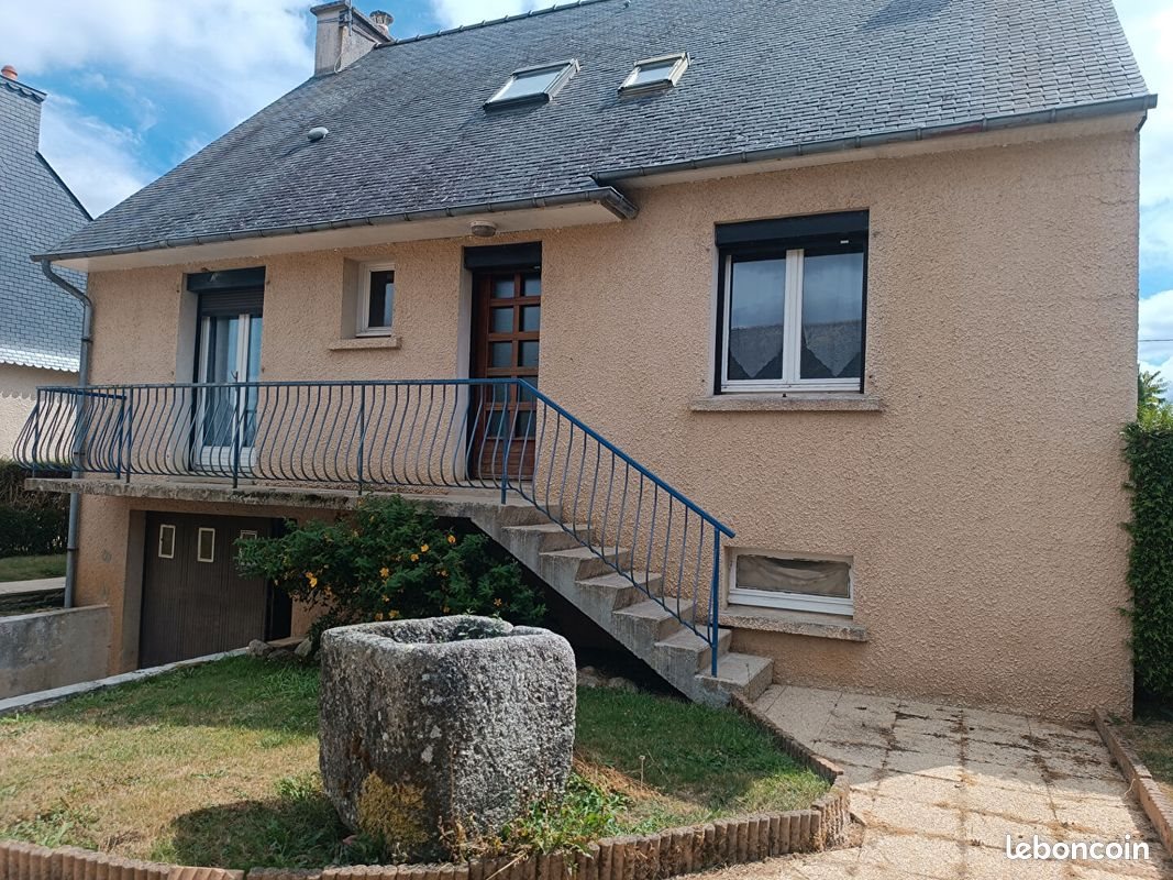 Maison à vendre, 102m², Rostrenen