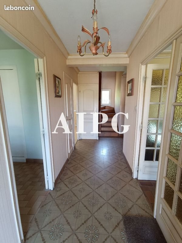 Maison à vendre, 113m², Gouarec