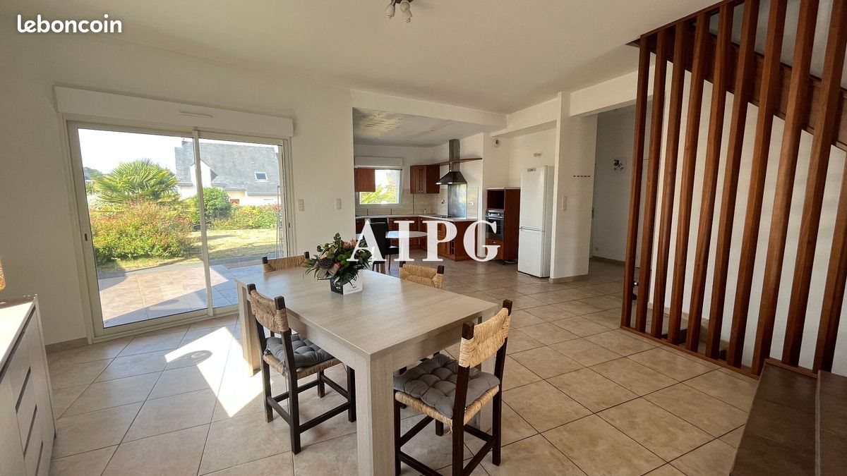 Maison à louer, 230m², Etables-sur-Mer