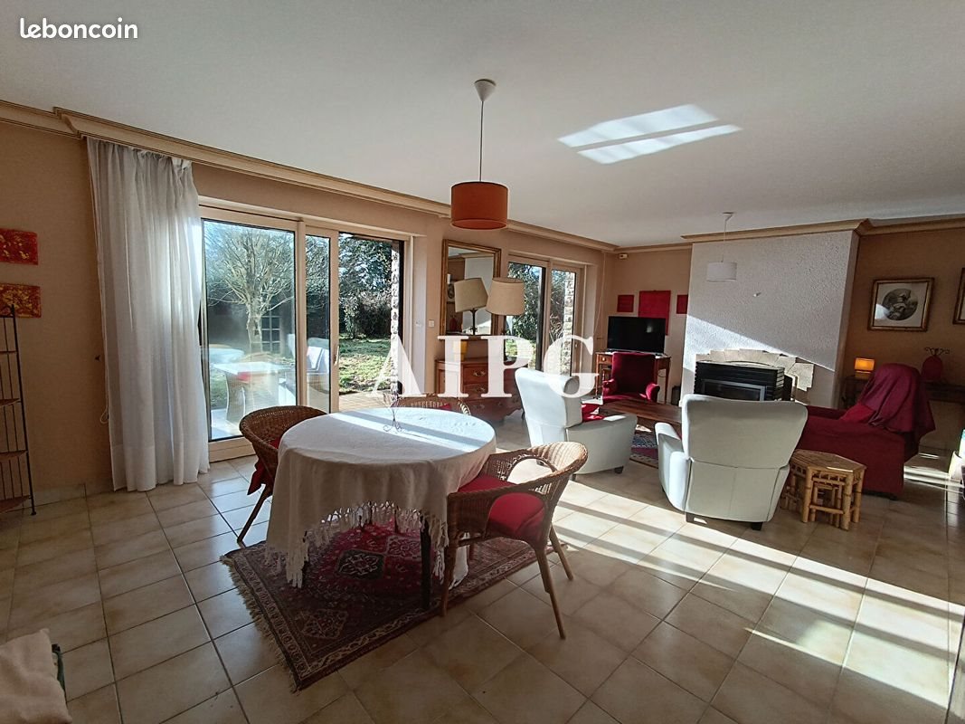 Maison à vendre, 120m², Saint-Nicolas-du-Pélem