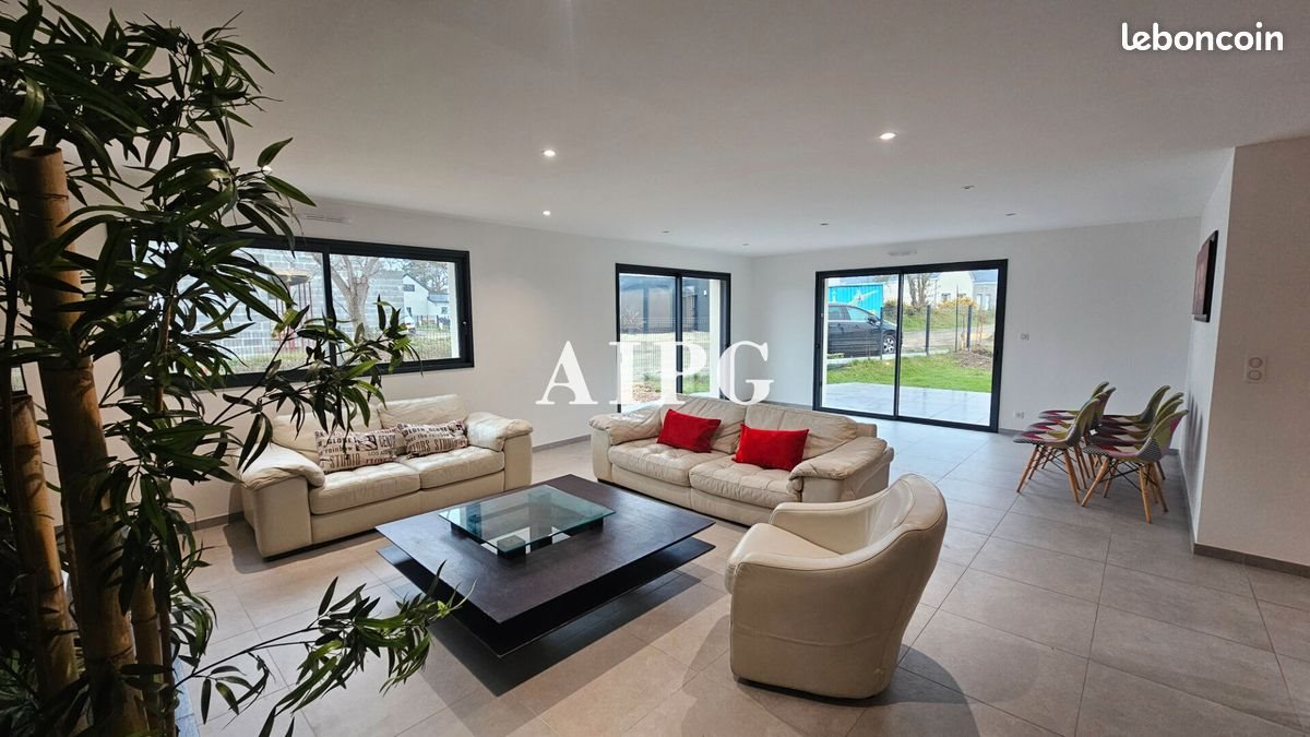 Maison à louer, 107m², Etables-sur-Mer