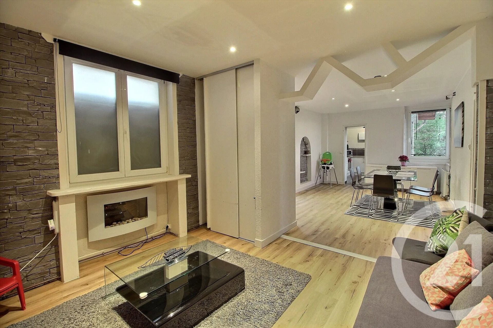 Appartement à louer, 96m², Lugrin