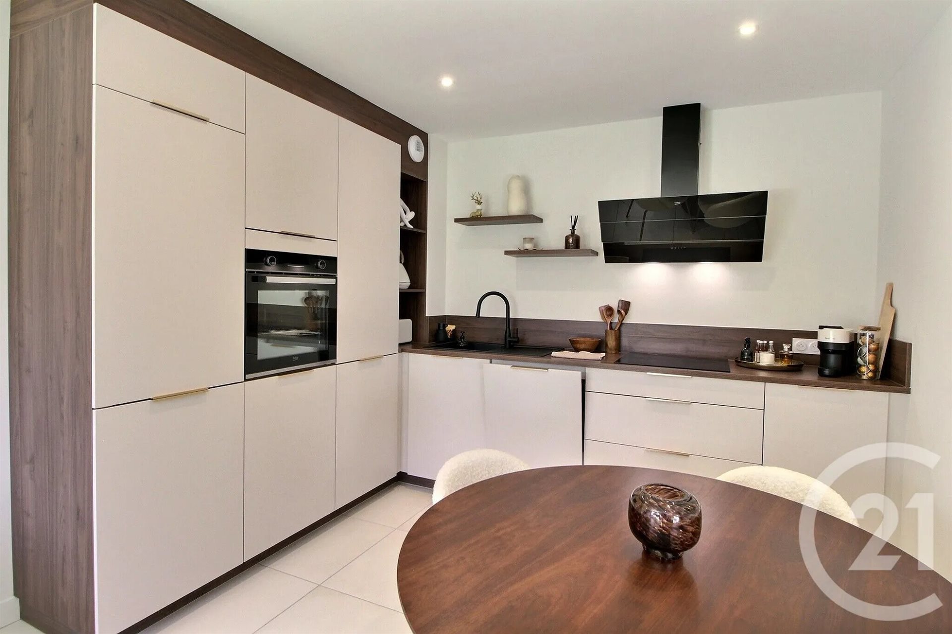 Appartement à louer, 68m², Messery