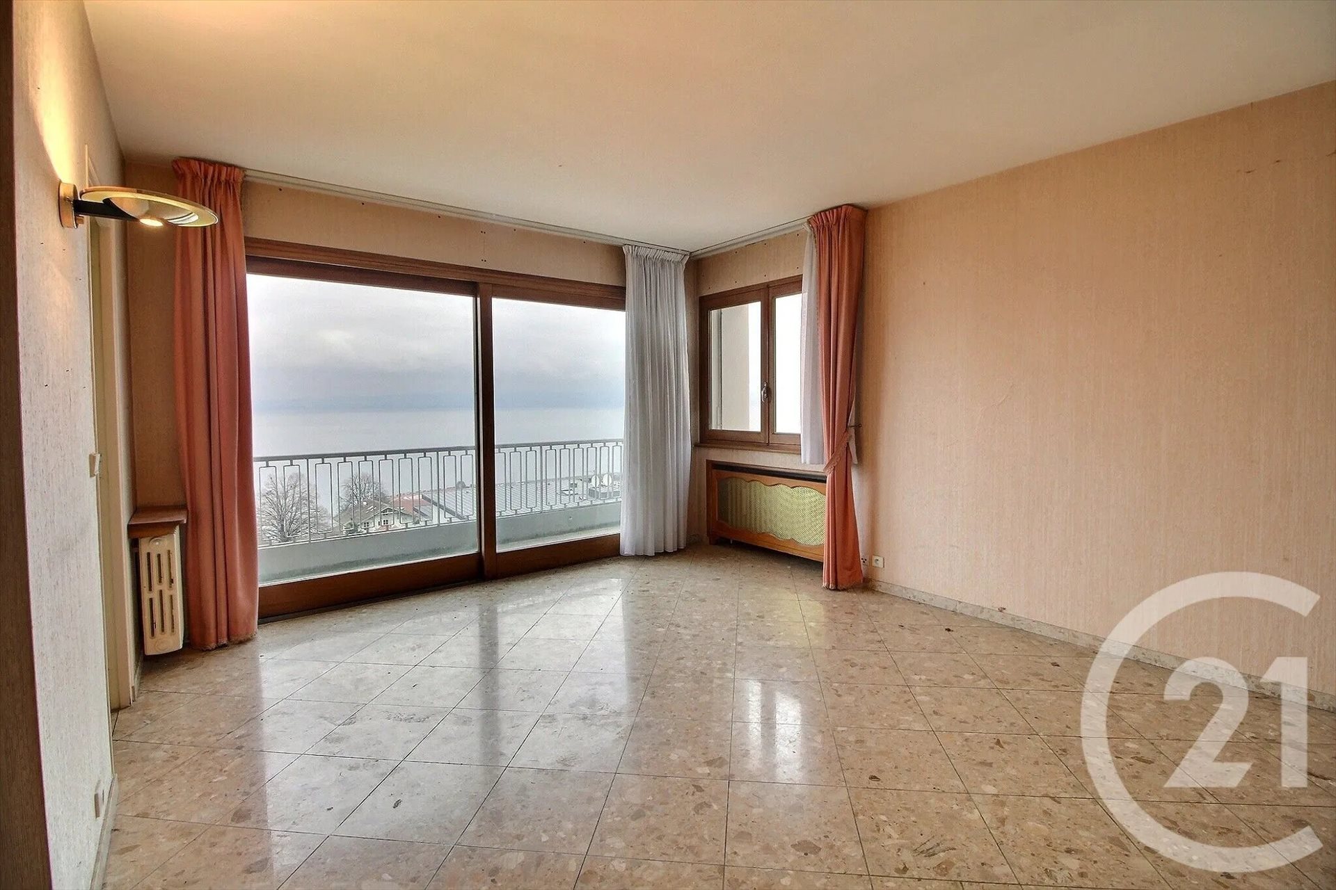 Appartement à vendre, 43m², Évian-les-Bains
