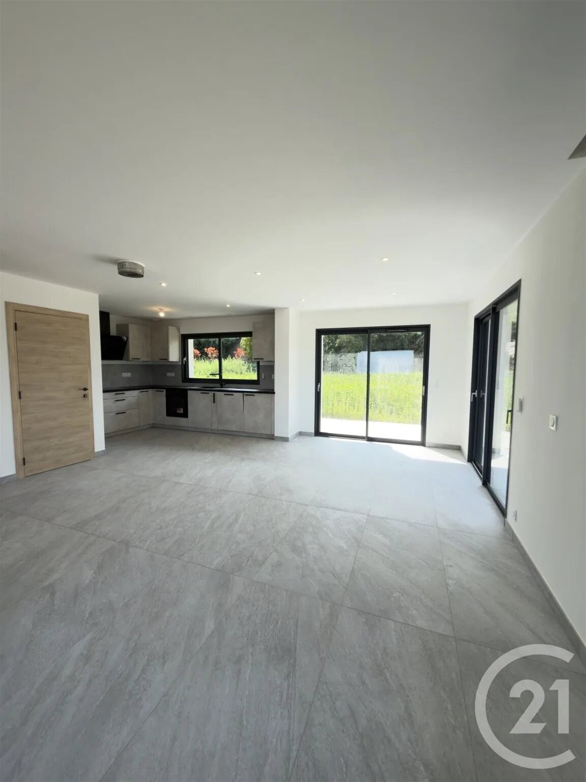 Maison à louer, 137m², Publier