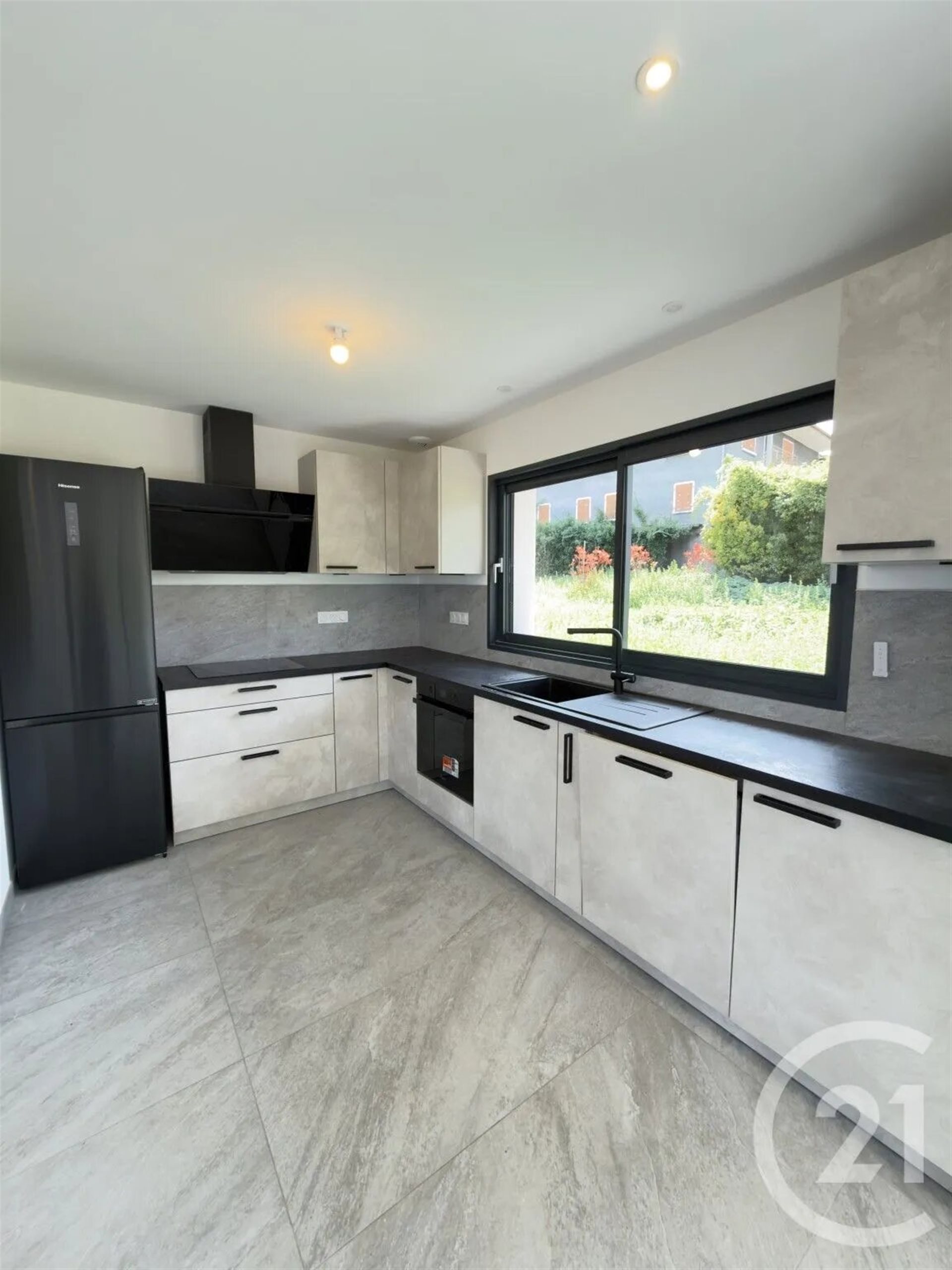 Maison à louer, 137m², Publier