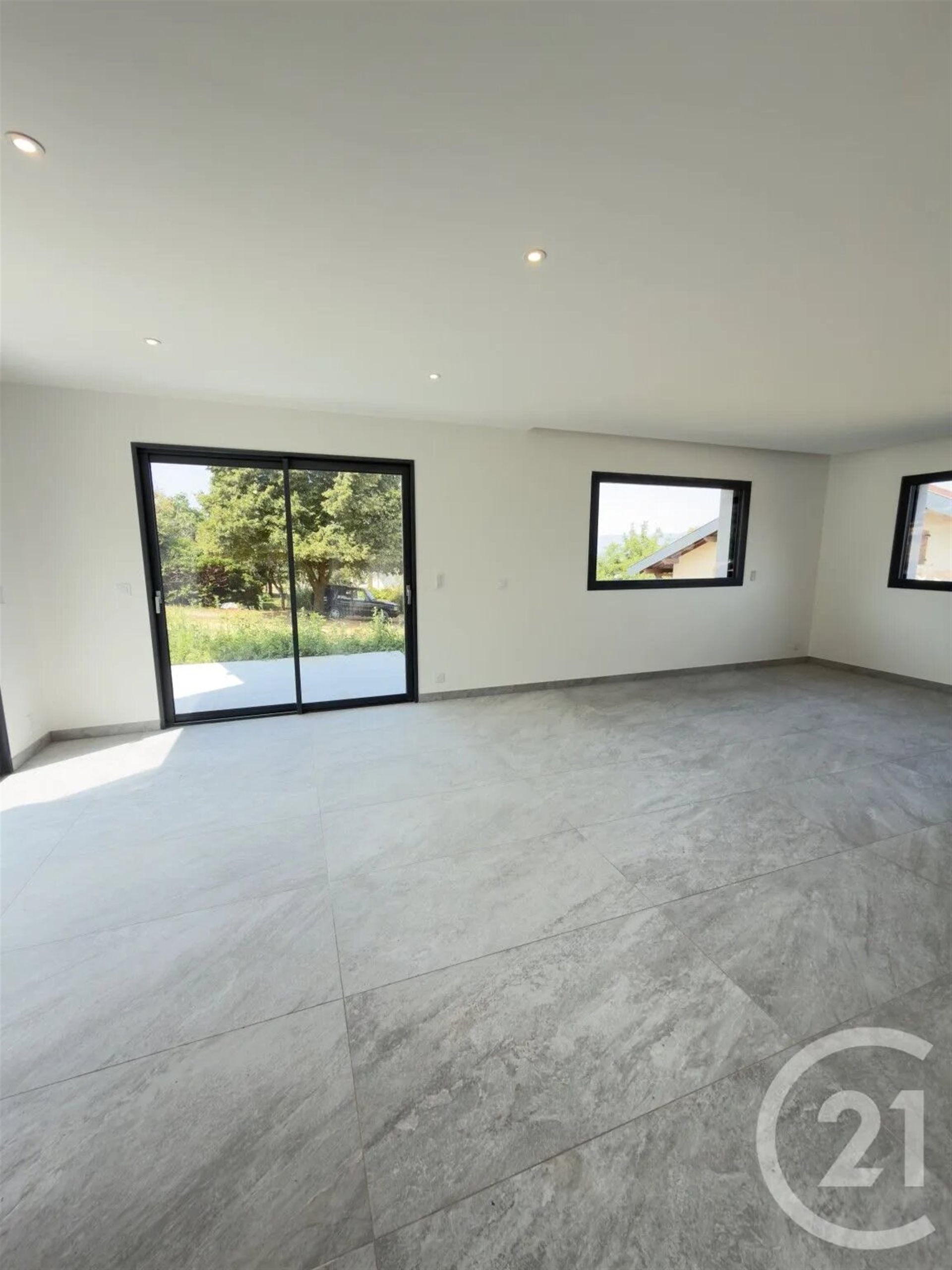 Maison à louer, 137m², Publier