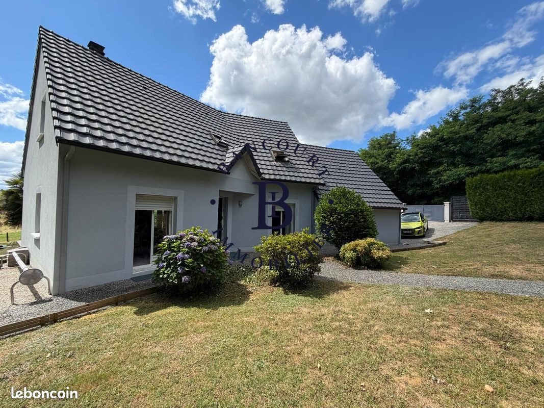 Maison à vendre, 130m², Chameyrat