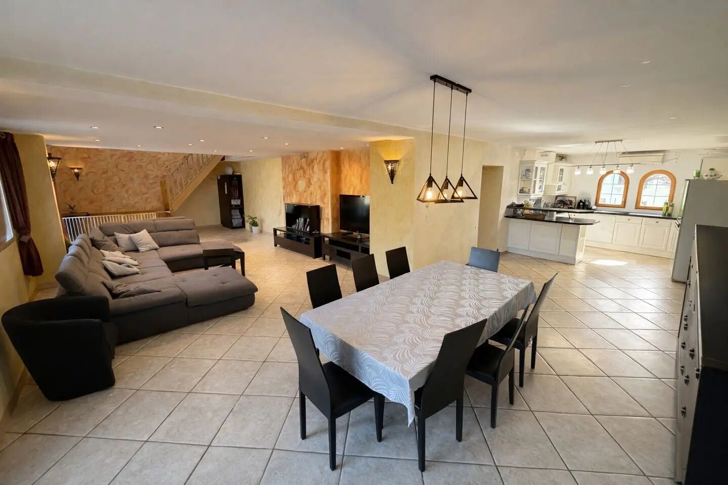 Maison à vendre, 275m², Arthaz-Pont-Notre-Dame