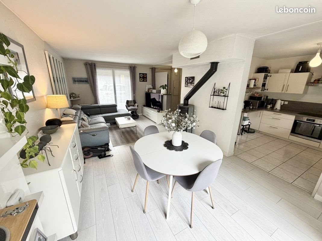 Maison à vendre, 93m², Ville-la-Grand