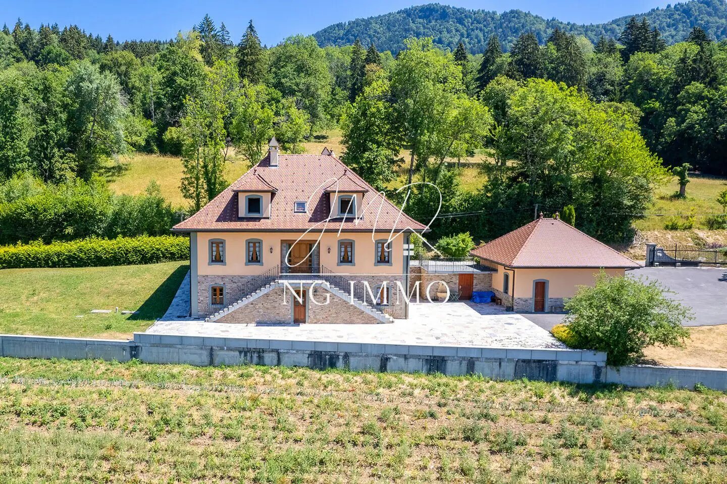 Maison à vendre, 290m², Lucinges