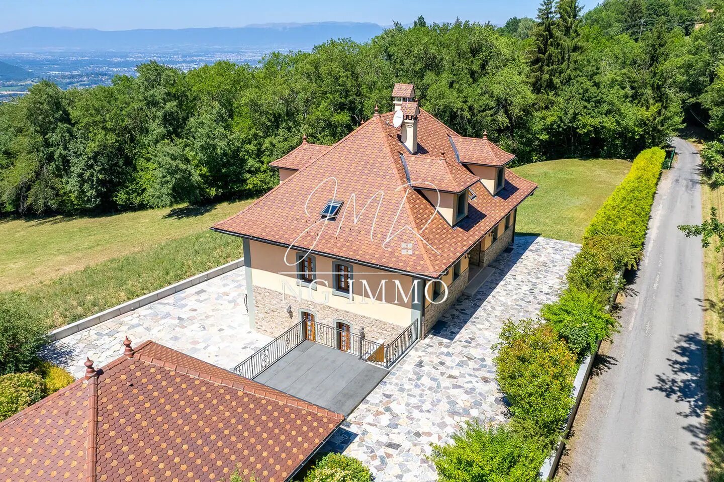 Maison à vendre, 290m², Lucinges