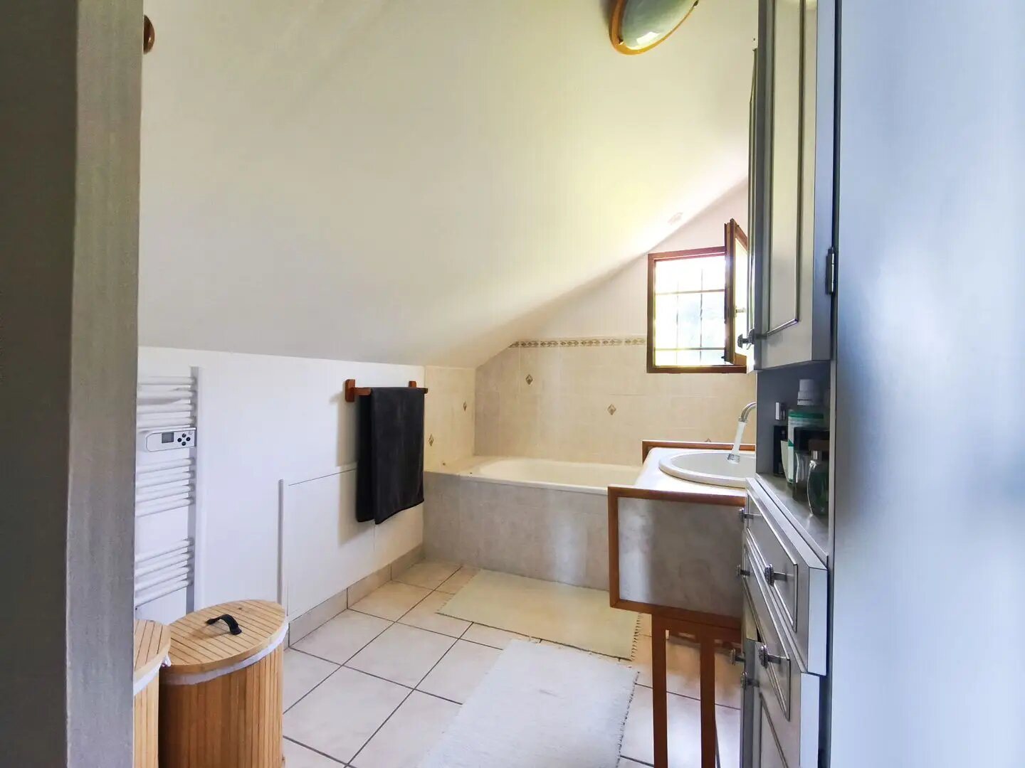 Maison à vendre, 95m², Cranves-Sales