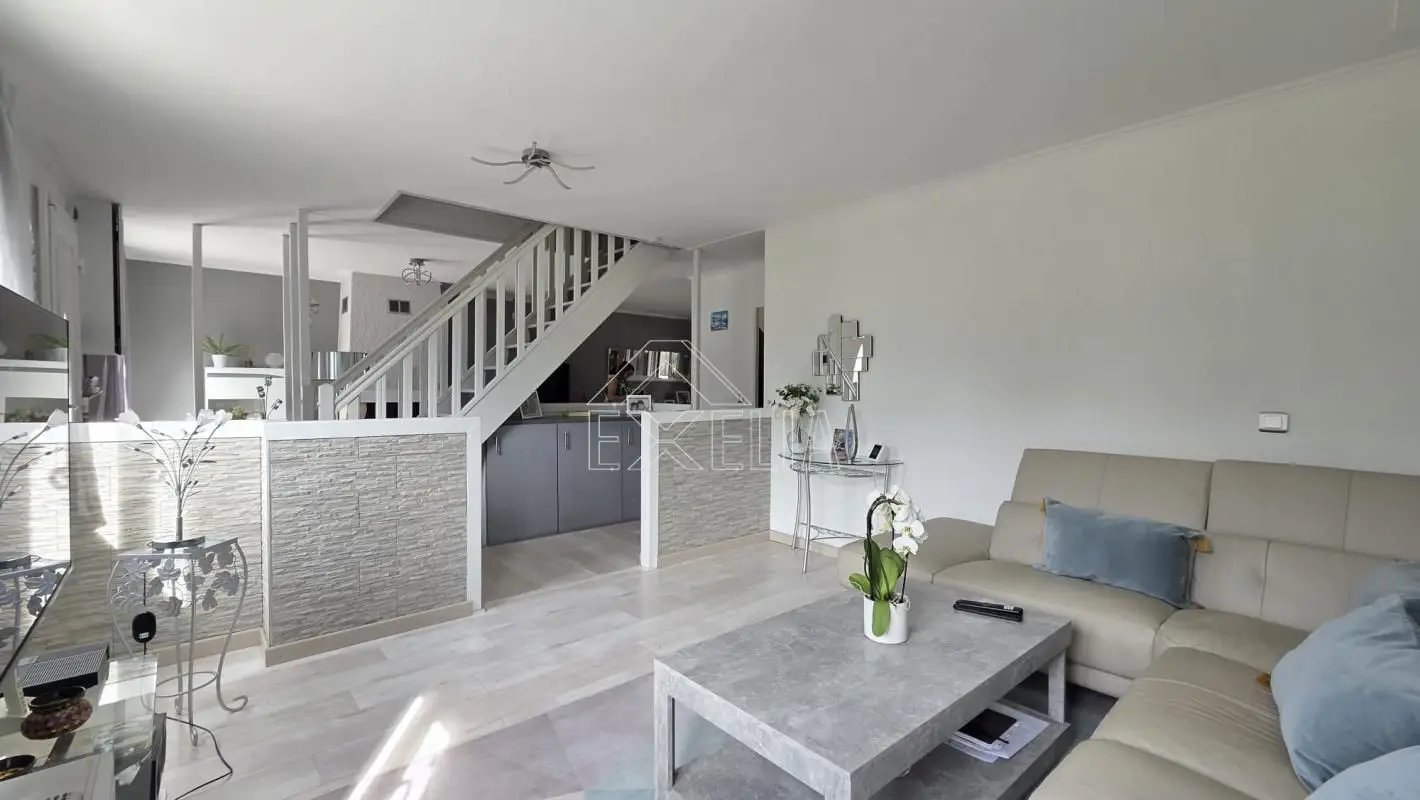 Maison à vendre, 130m², Buchelay