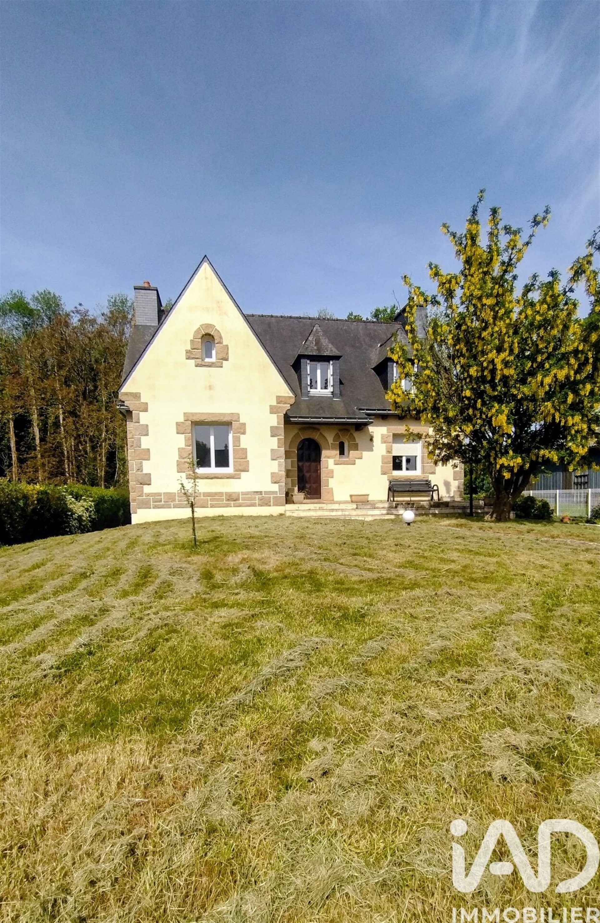 Maison à vendre, 136m², Eréac