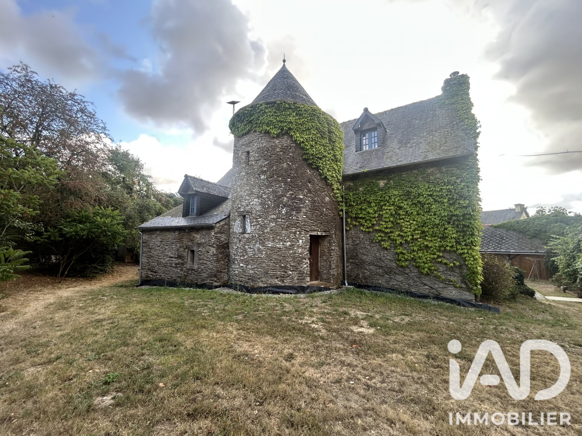 Maison à vendre, 176m², Corlay