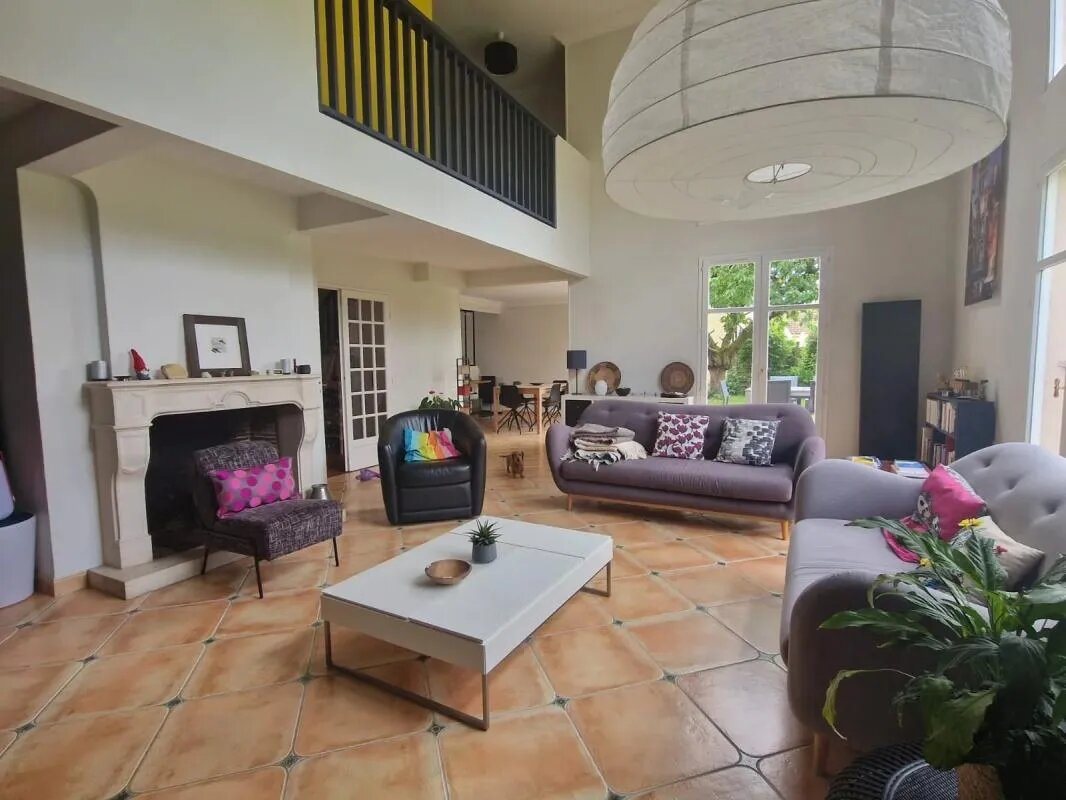 Maison à vendre, 165m², Voisins-le-Bretonneux