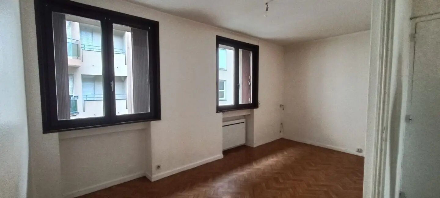 Appartement à louer, 46m², Feurs
