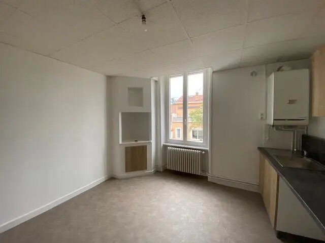 Appartement à louer, 76m², Balbigny