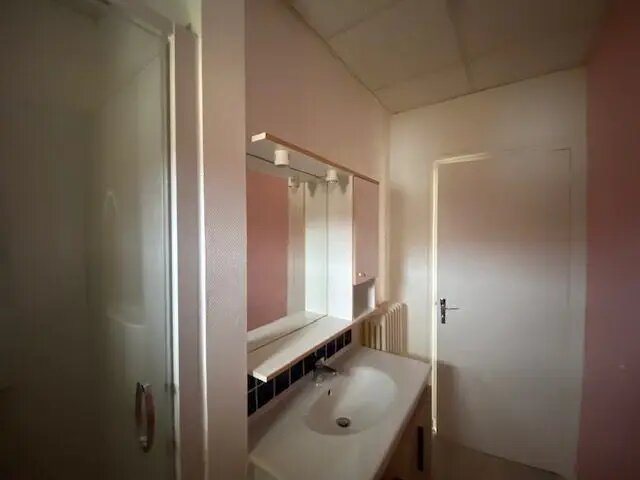 Appartement à louer, 76m², Balbigny