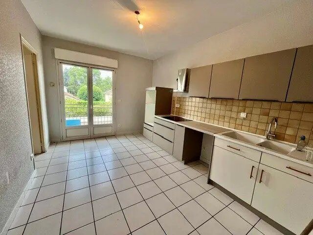 Appartement à louer, 82m², Feurs