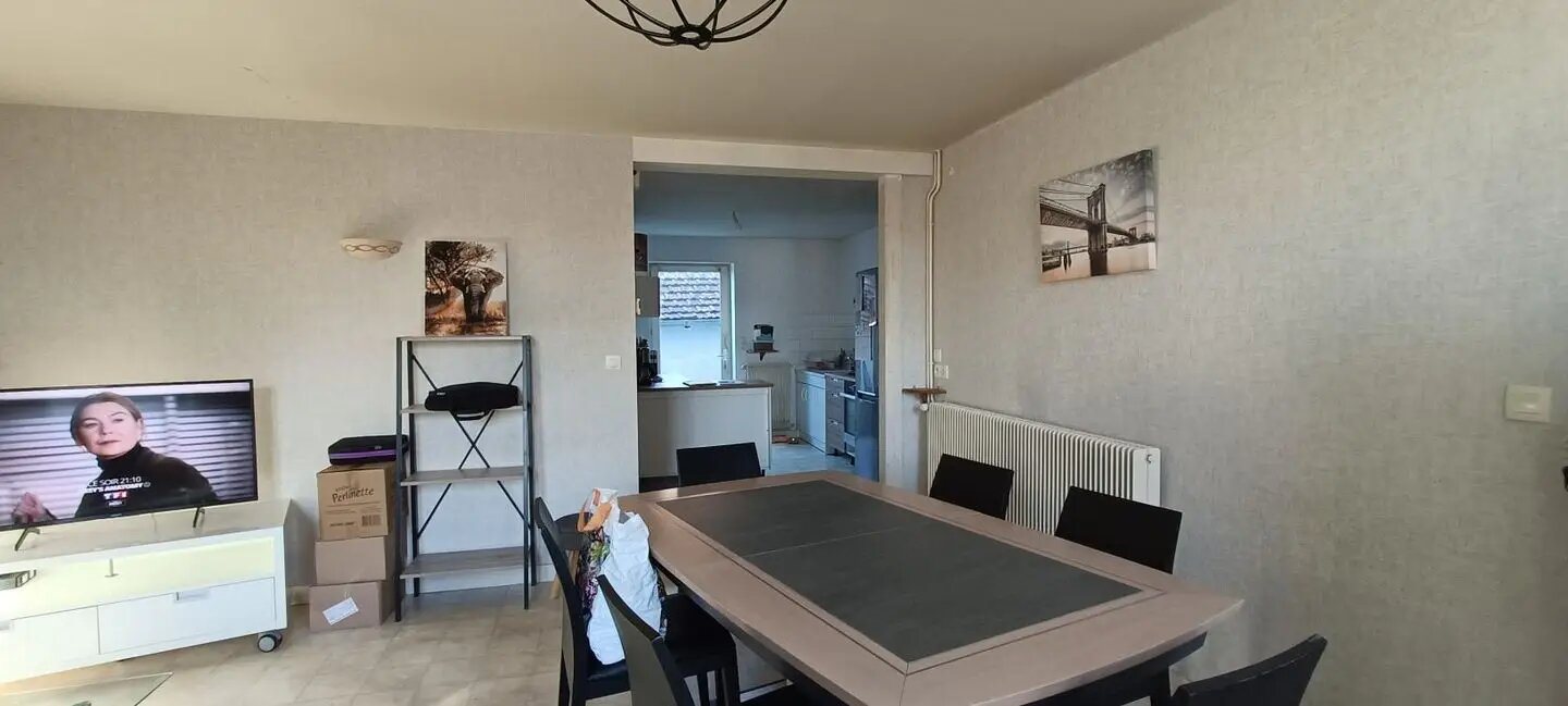 Maison à louer, 86m², Chambost-Longessaigne