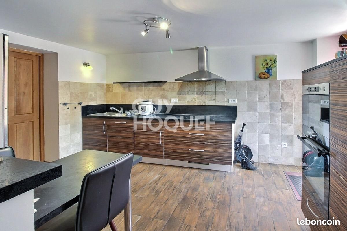 Maison à vendre, 127m², Tavaco