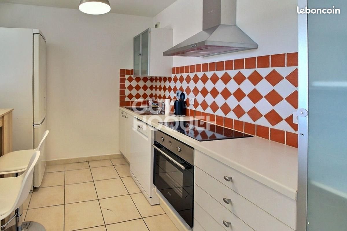 Appartement à louer, 51m², Ajaccio
