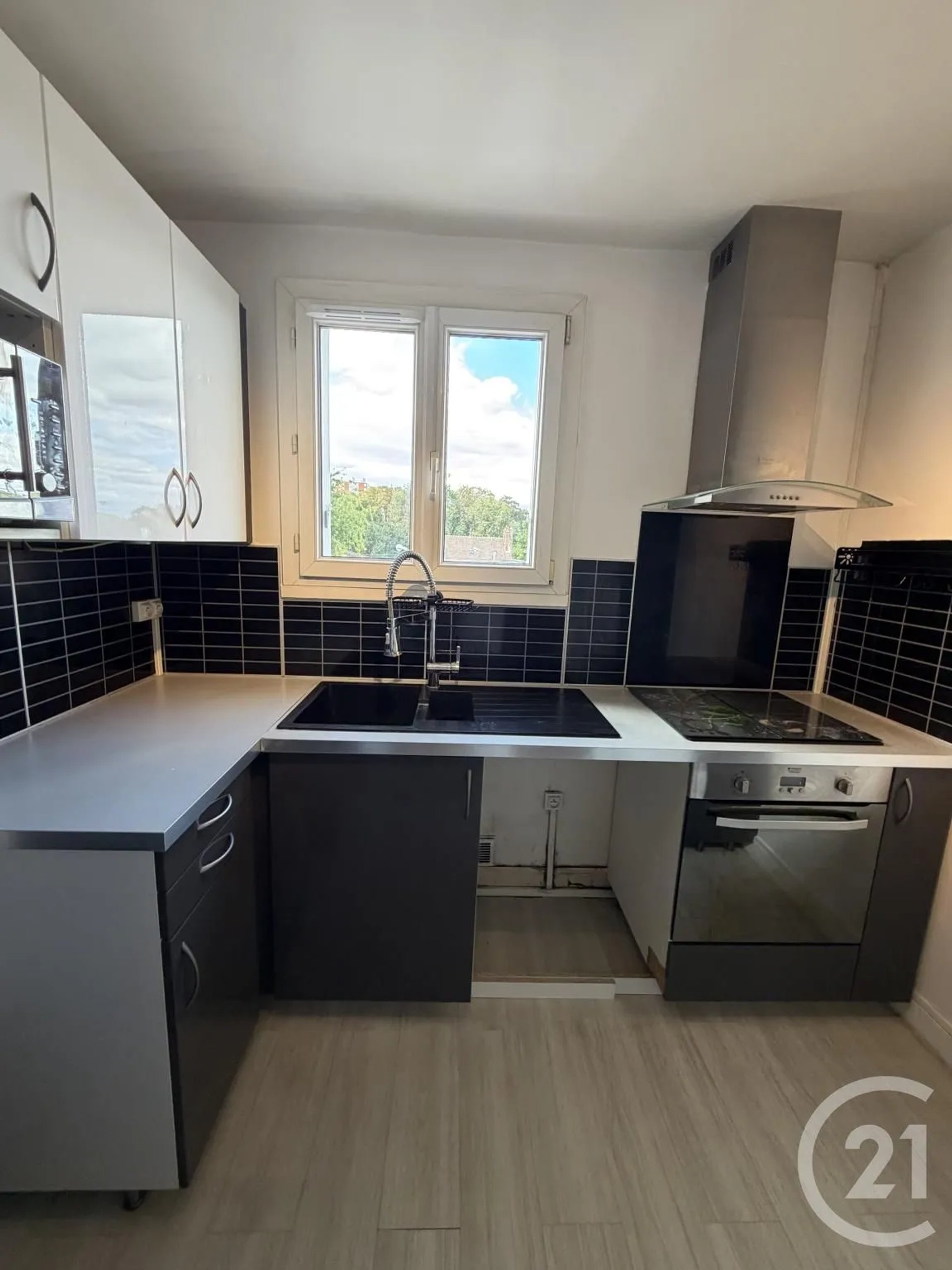 Appartement à louer, 56m², Massy
