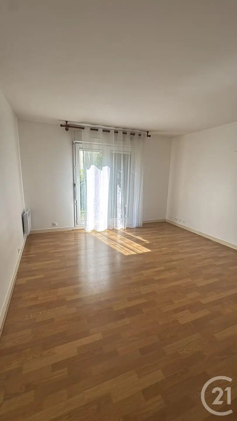 Appartement à louer, 47m², La Norville