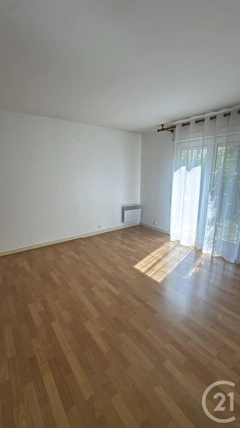 Appartement à louer, 47m², La Norville