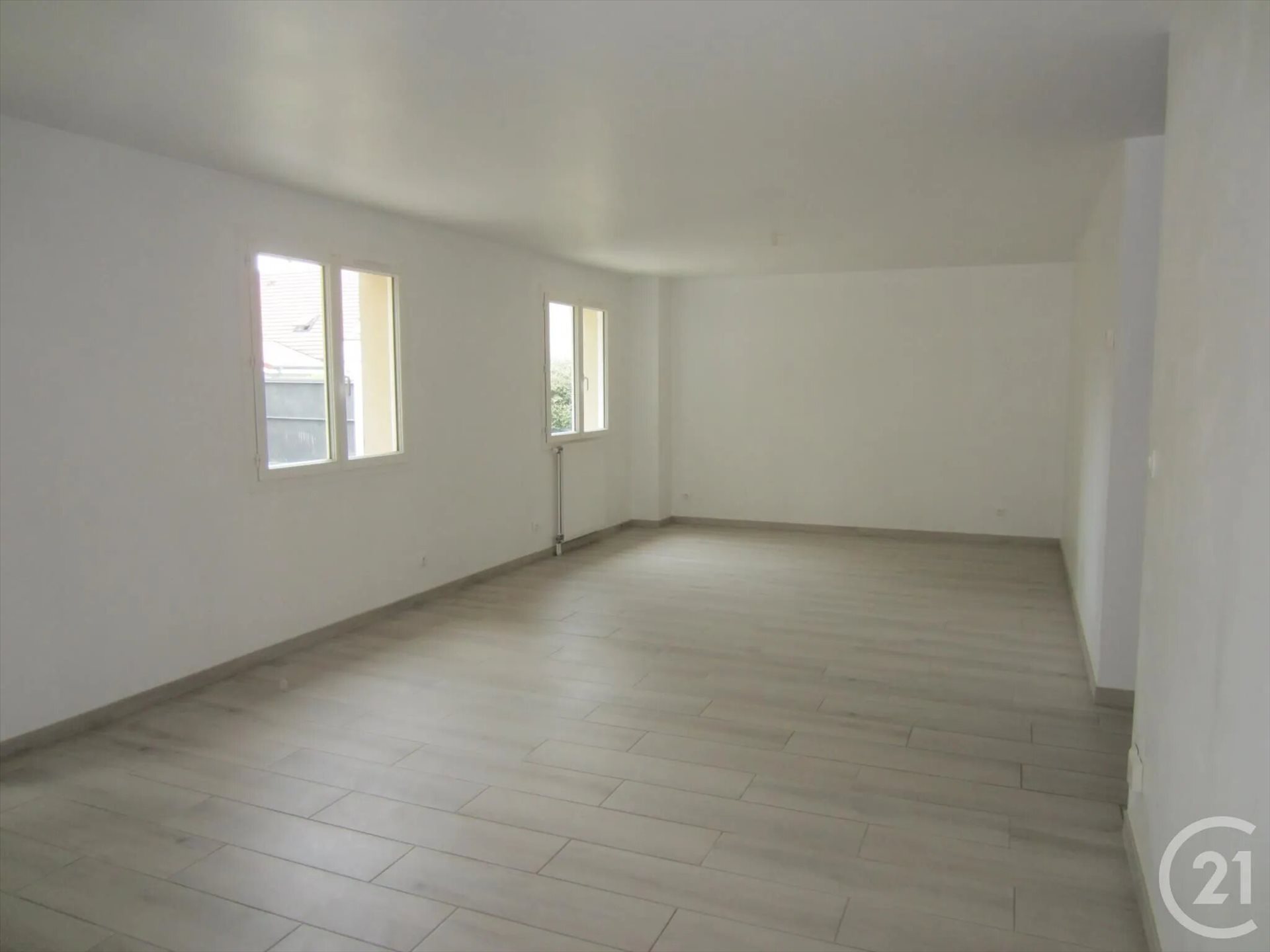 Maison à louer, 105m², Etréchy