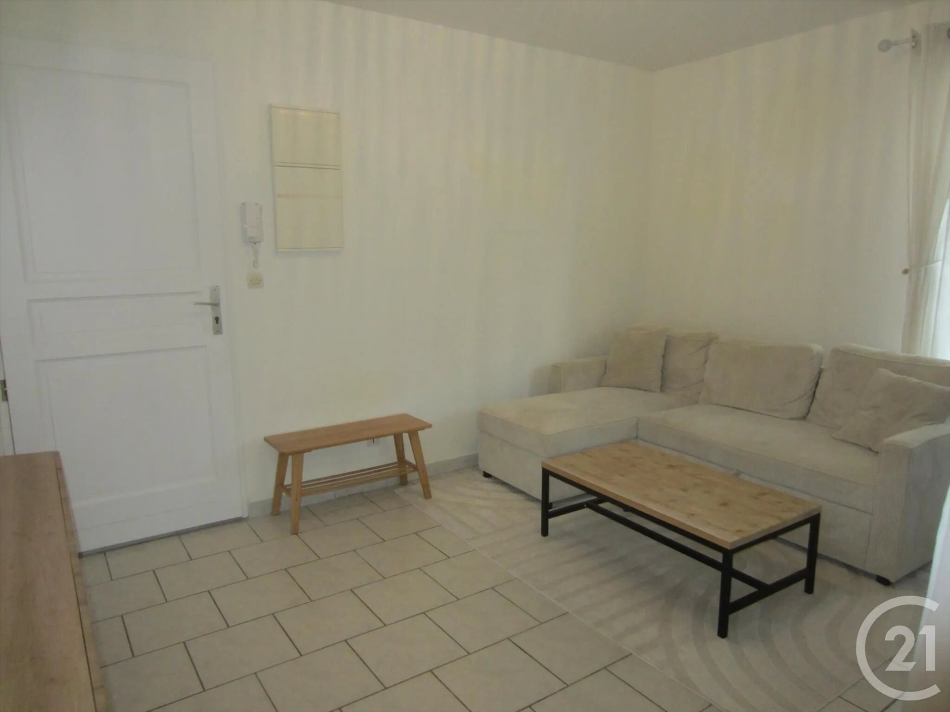 Appartement à louer, 32m², Etréchy