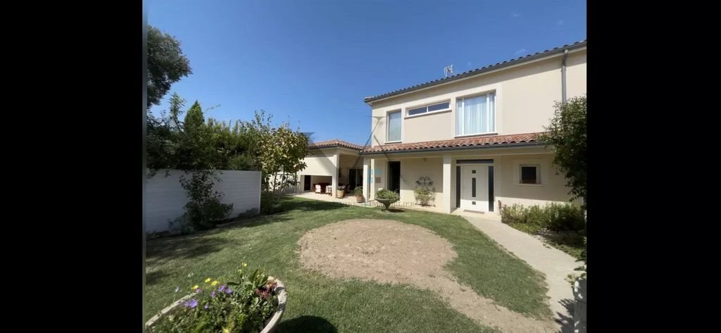 Maison à vendre, 212m², Montélimar