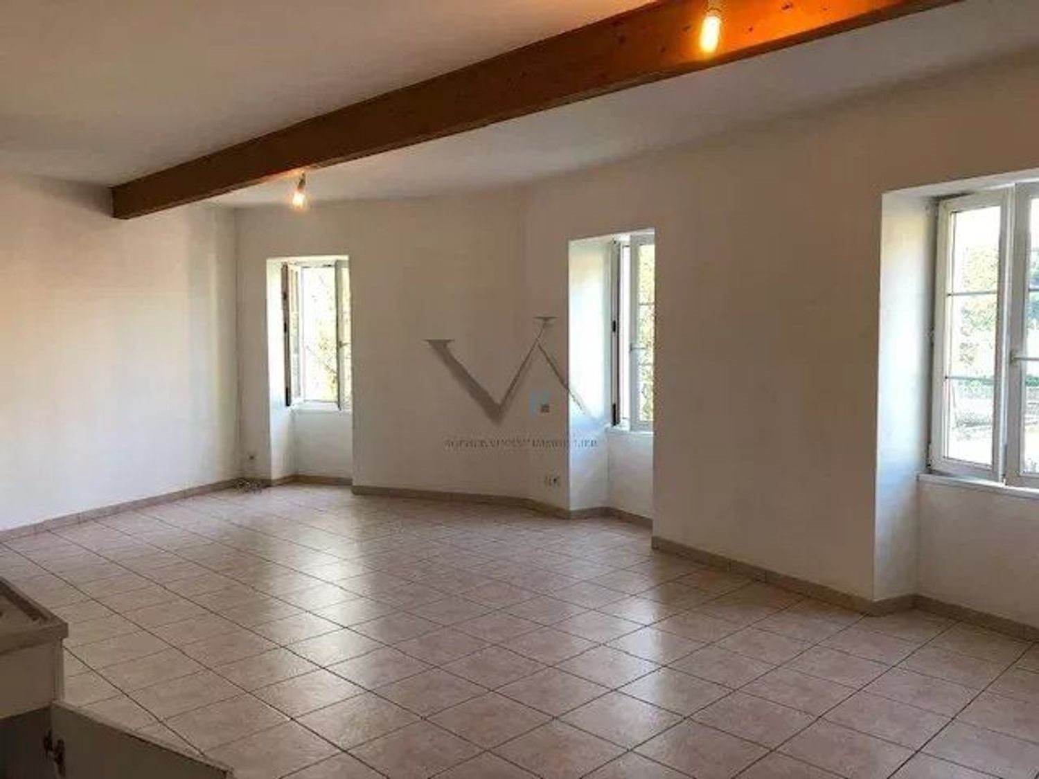 Appartement à louer, 88m², Viviers