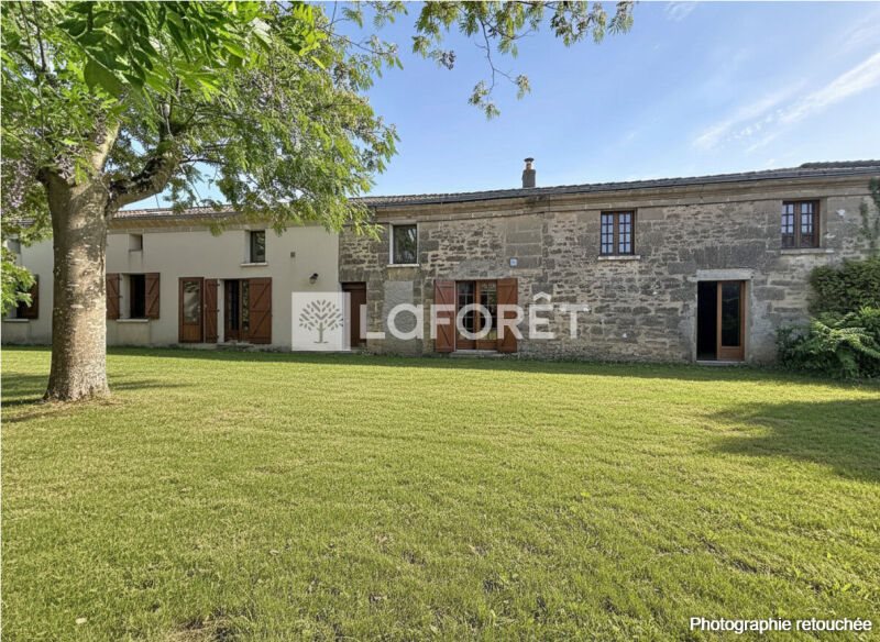 Maison à vendre, 215m², Doué-en-Anjou