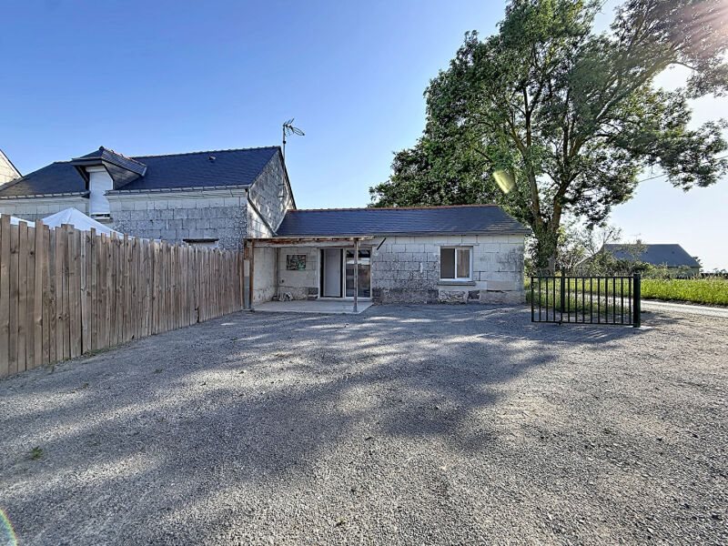 Maison à louer, 18m², Gennes