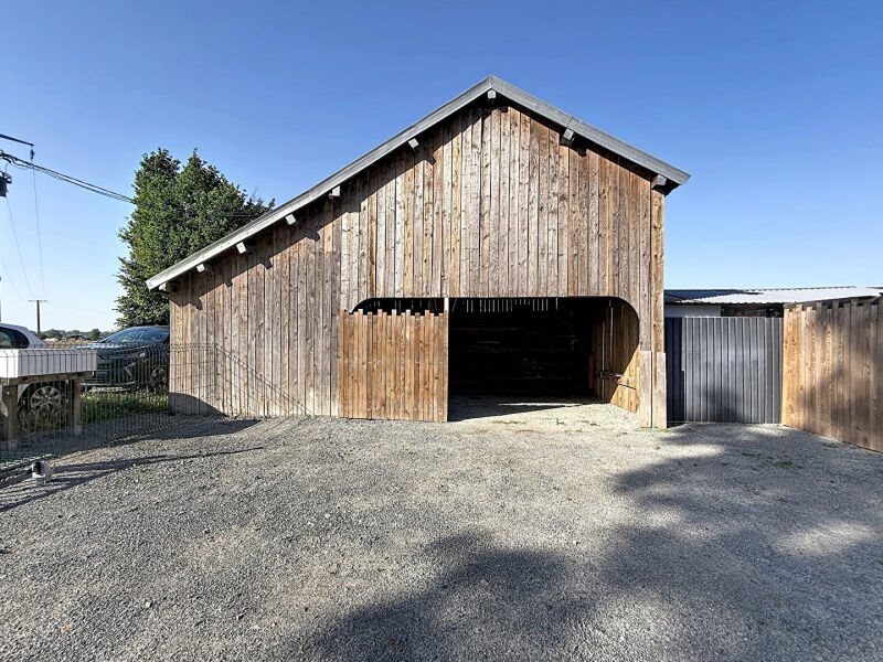 Maison à louer, 18m², Gennes