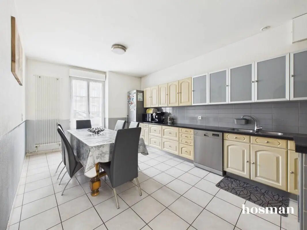 Maison à vendre, 114m², Carbon-Blanc